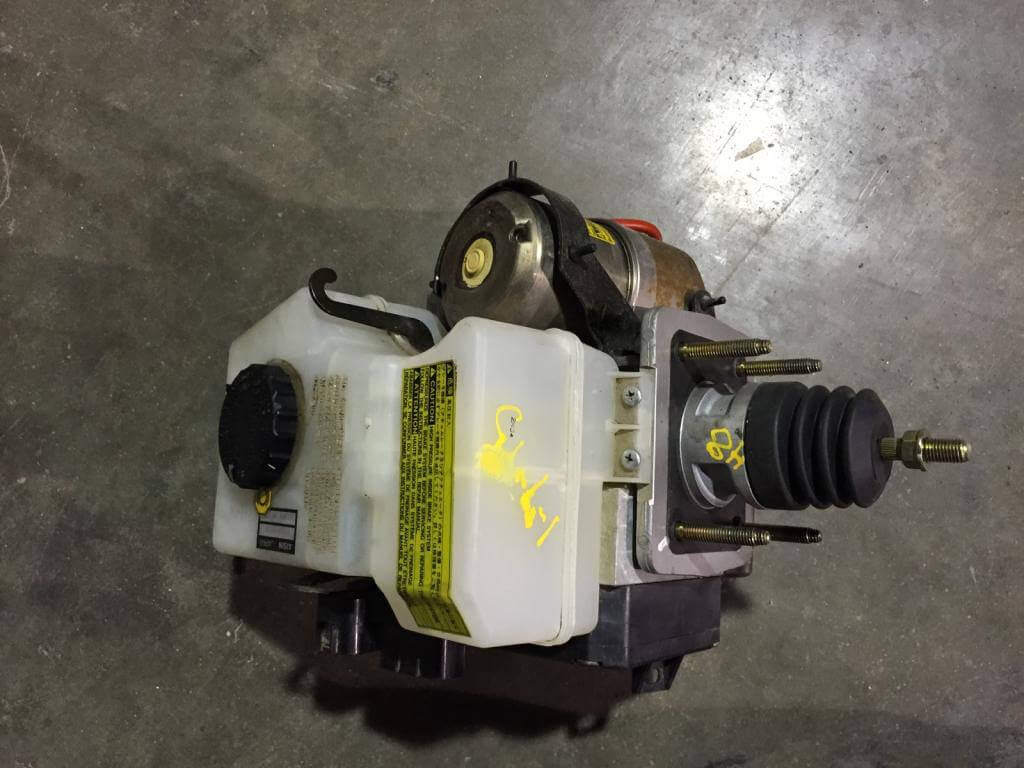 2005-2009 Lexus GX470 ABS Brake Pump Actuator Master Cylinder Assembly - Used OEM