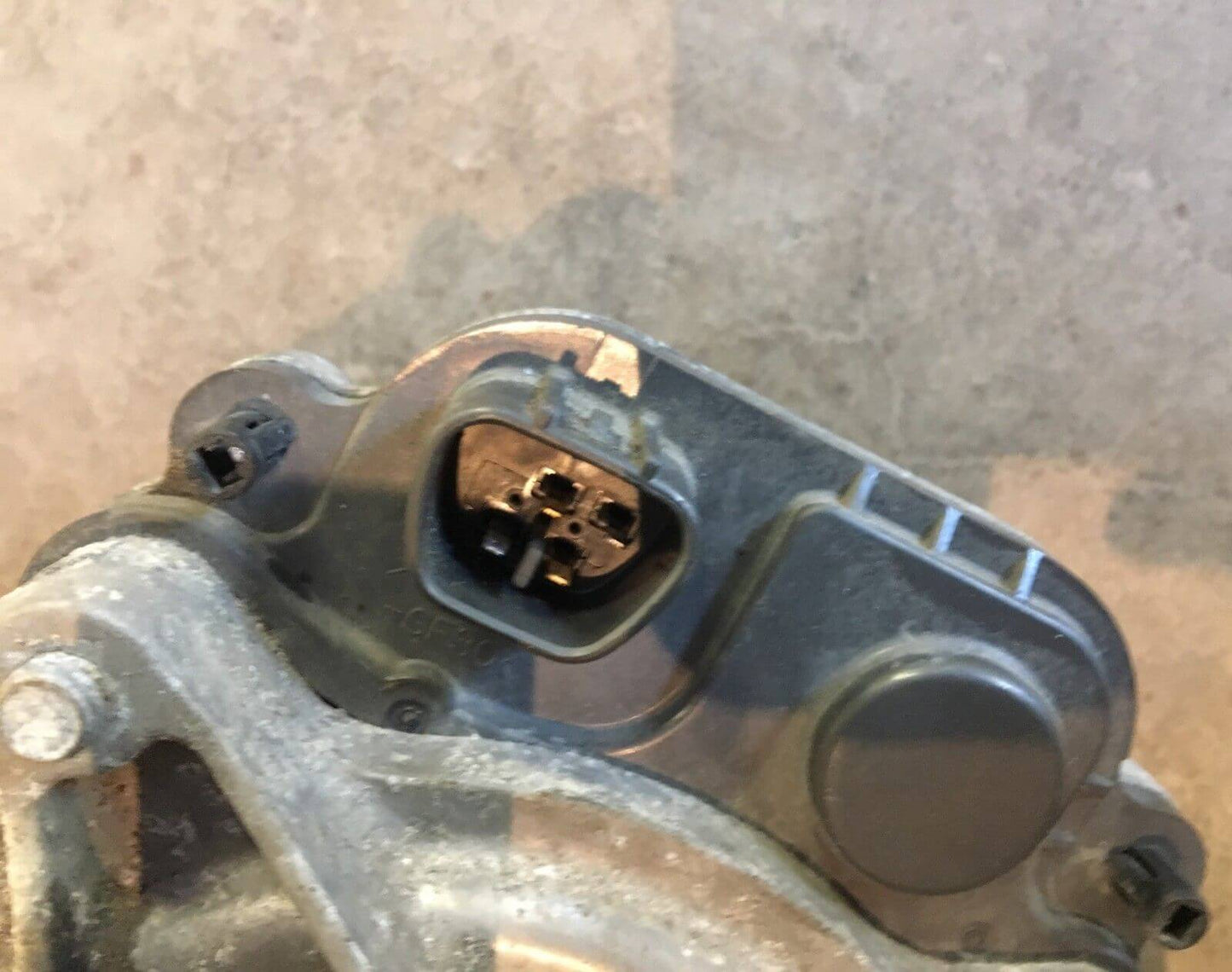 2012-2014 Toyota Prius C Water Pump with Coolant Thermostat Housing - Used OEM