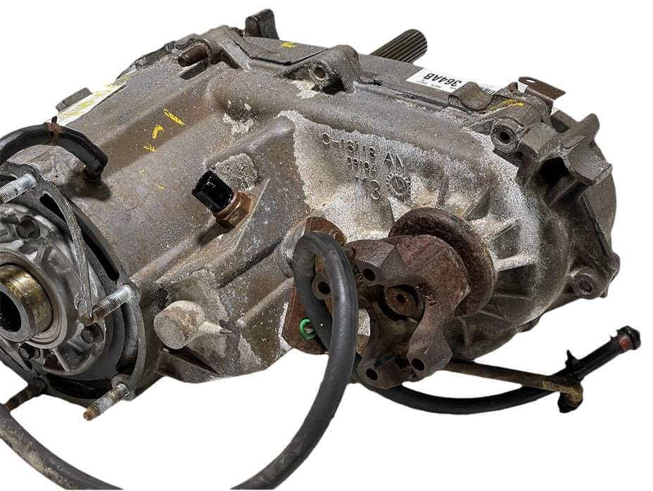 1997-2002 Jeep Wrangler Cherokee Transfer Case 2.5L Manual 4 Cylinder - Used OEM