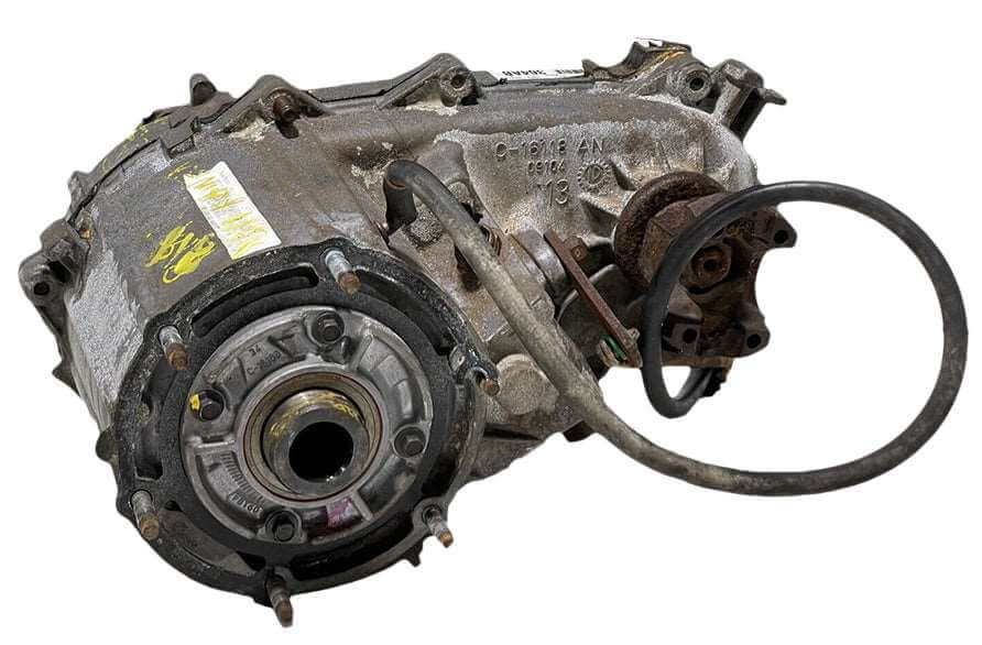 1997-2002 Jeep Wrangler Cherokee Transfer Case 2.5L Manual 4 Cylinder - Used OEM
