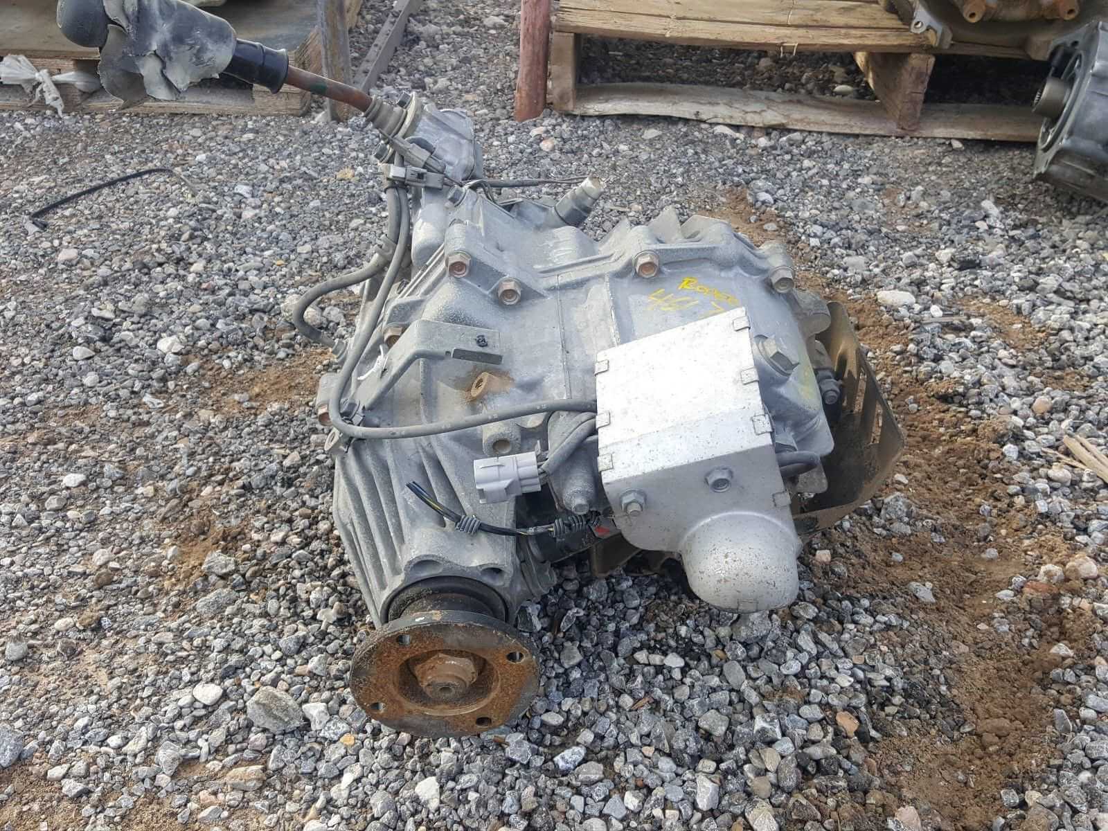 1998-2002 Honda Passport Isuzu Rodeo Amigo Transfer Case 3.2L 4x4 - Used OEM