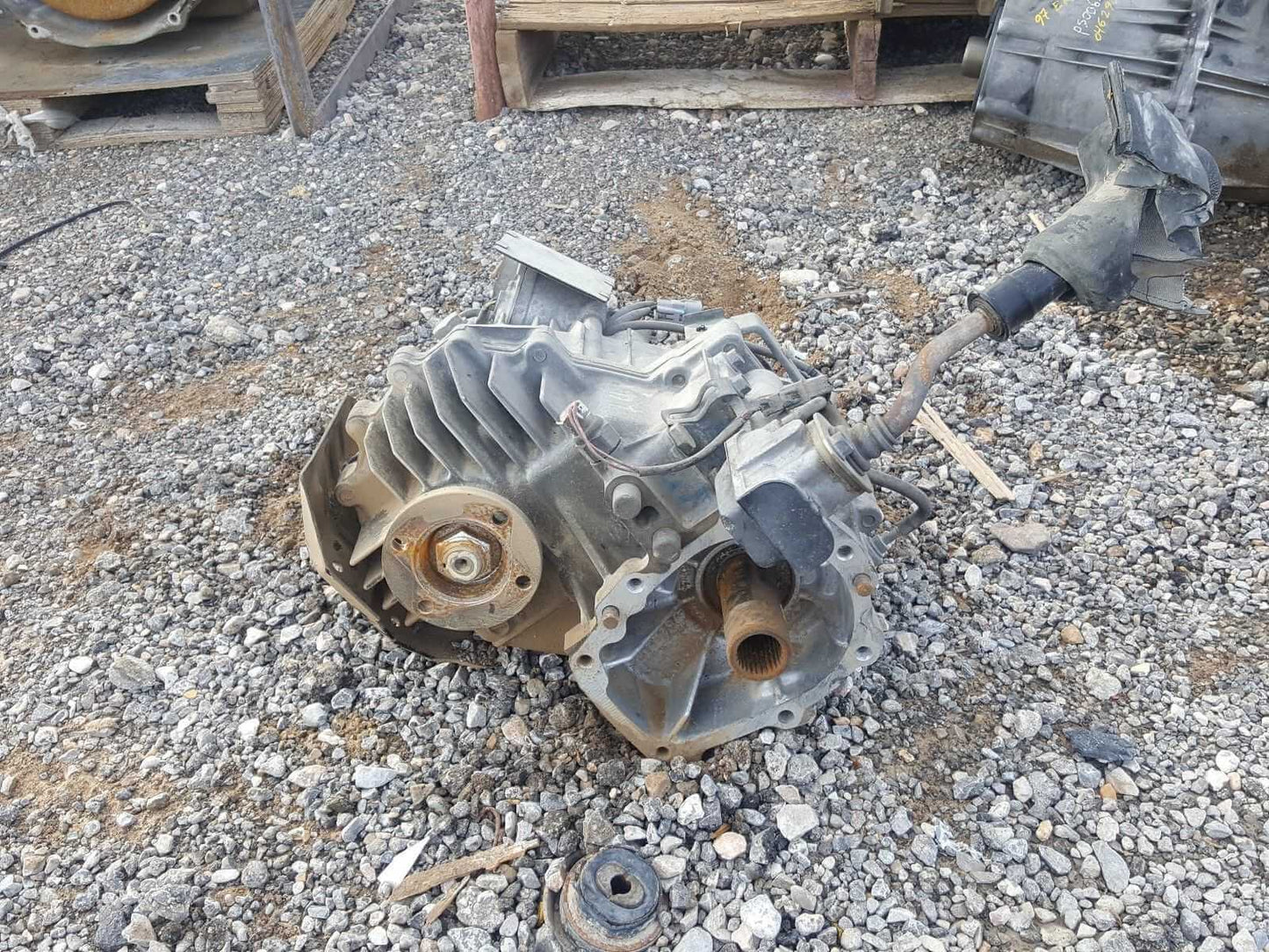 1998-2002 Honda Passport Isuzu Rodeo Amigo Transfer Case 3.2L 4x4 - Used OEM