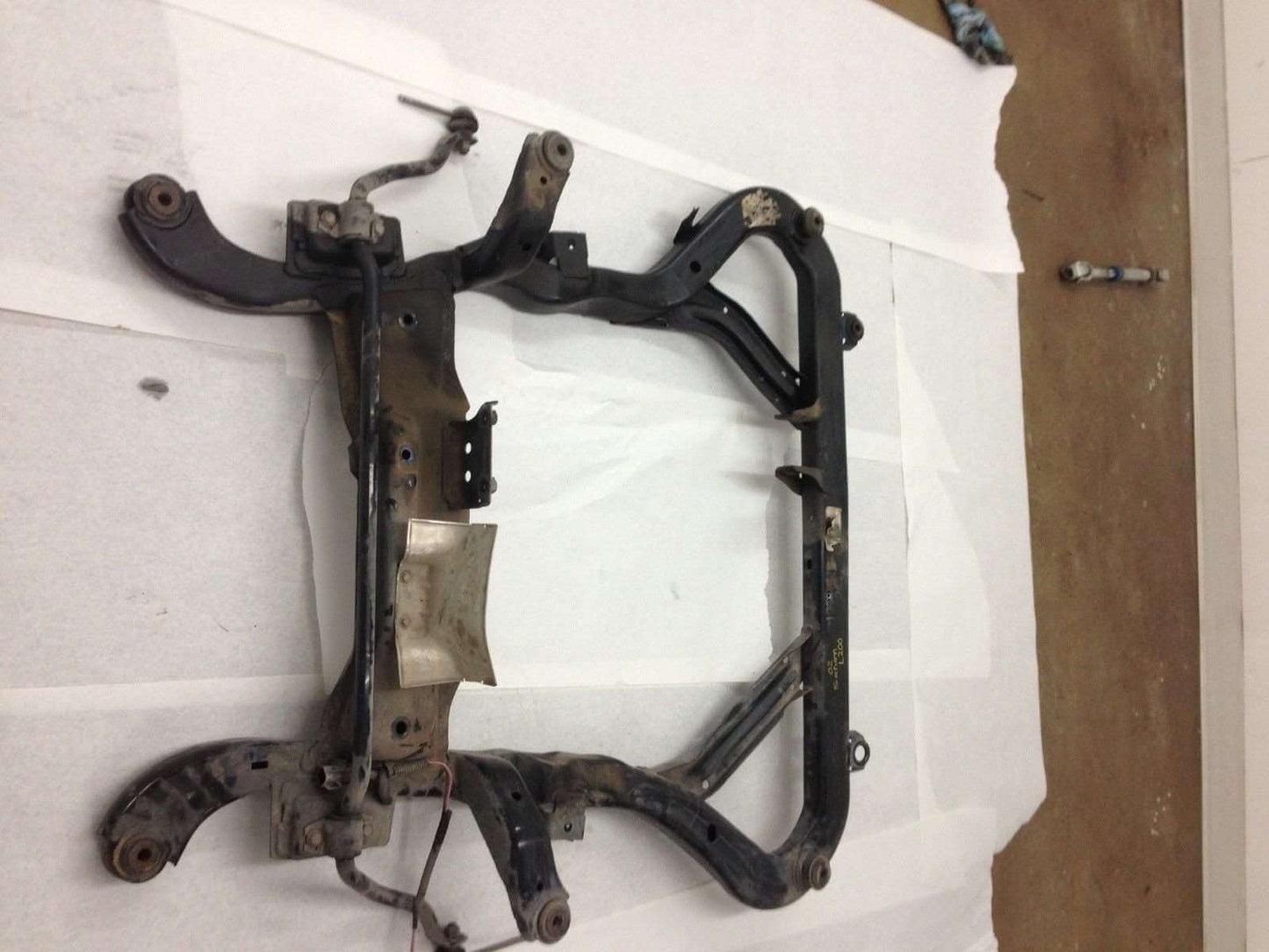2000-2001 Saturn L-Series Front Subframe Engine Cradle - Used OEM