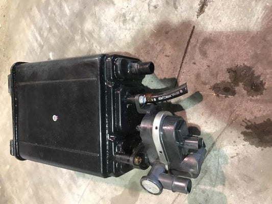 2000-2003 Toyota Tundra 4.7 Charcoal EVAP Fuel Vapor Canister - Used OEM
