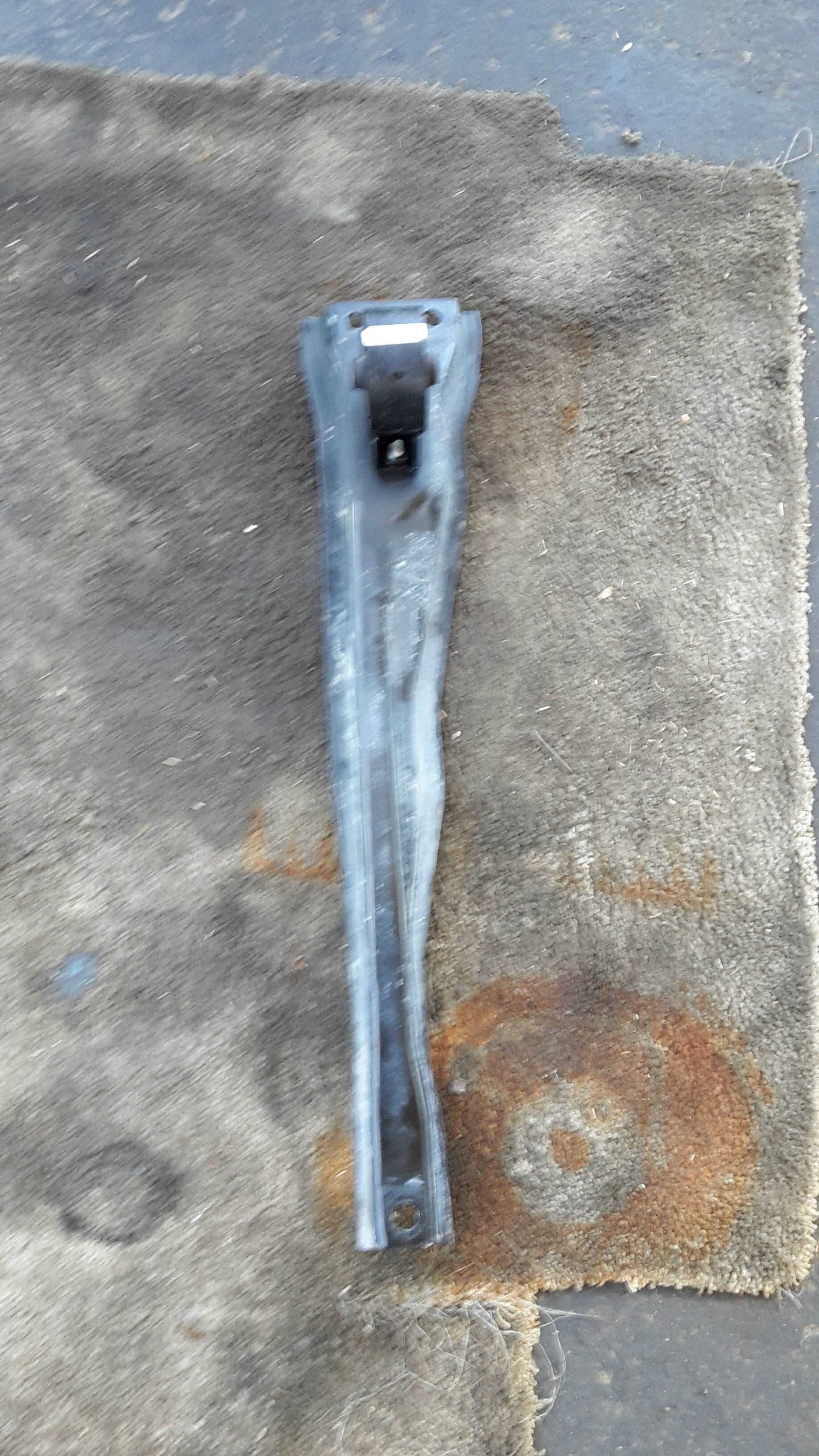 2001-2004 Ford Escape Mazda Tribute Front Engine Cradle Subframe - Used OEM