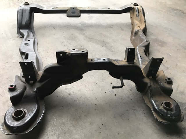 2001-2006 Hyundai Santa Fe Front Engine Cradle Subframe - Used OEM