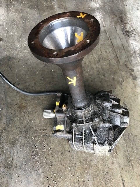 2002-2004 Dodge Caravan Chrysler Town and Country Transfer Case AWD - Used OEM