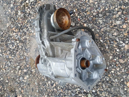 2002-2005 Ford Explorer Mercury Mountaineer Transfer Case Front Assembly - Used OEM