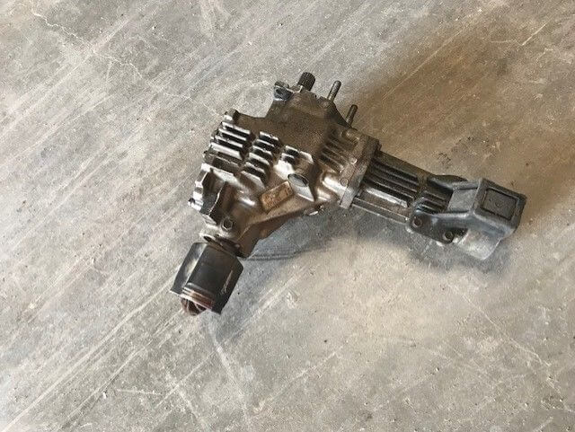 2003-2006 Toyota Matrix Pontiac Vibe All Wheel Drive Transfer Case Assembly - Used OEM