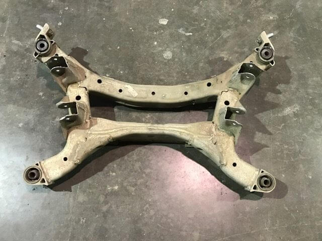 2004-2005 Nissan Altima Maxima Suspension Subframe Cradle - Used OEM