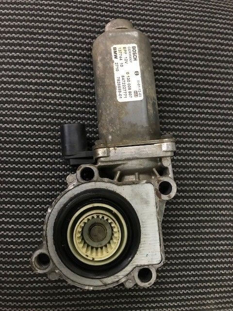 2004-2010 BMW X3 X5 Transfer Case Electric Shift Actuator Motor - Used OEM
