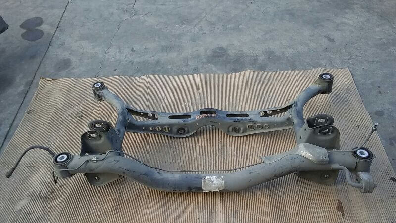 2006-2007 Volkswagen Passat Rear Subframe Suspension Cradle AWD - Used OEM