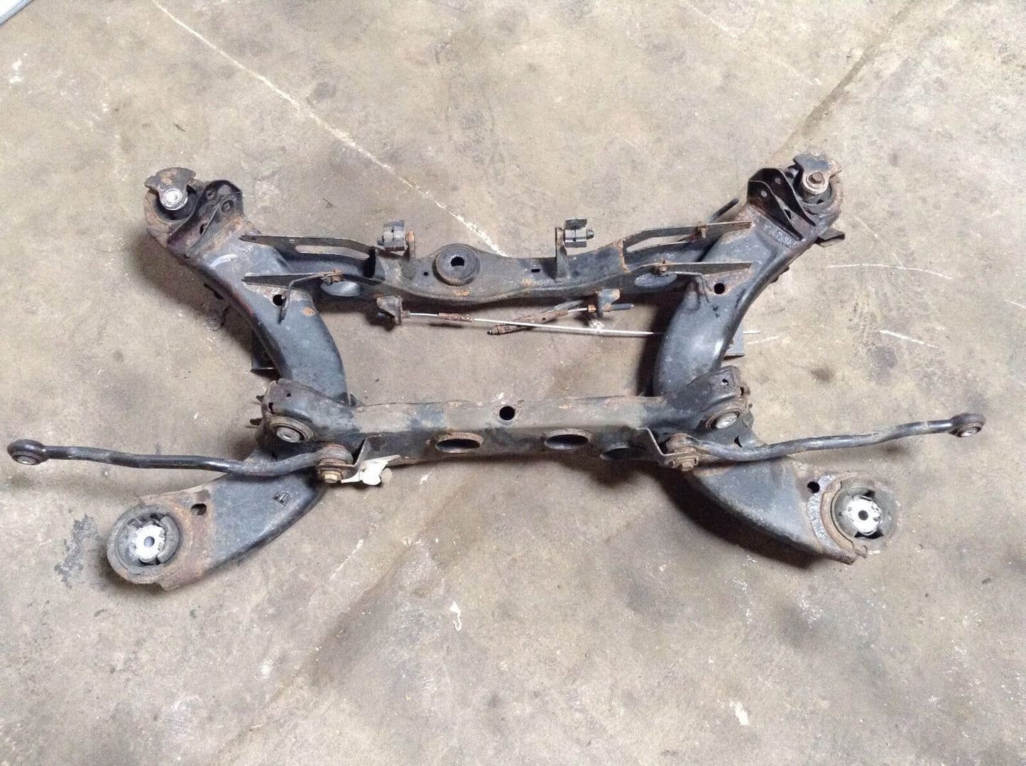 2006-2008 Dodge Magnum Rear Subframe Crossmember AWD - Used OEM