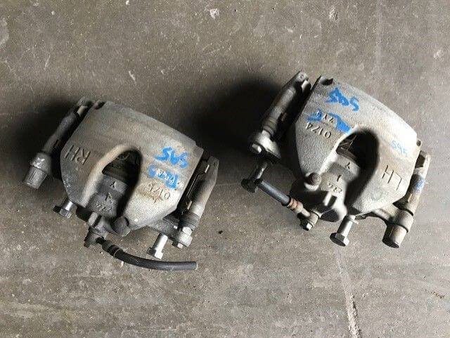 2007-2008 Infiniti G35 Sport Front Brake Caliper Set - Used OEM