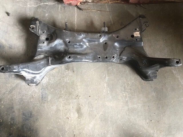 2007-2008 Mitsubishi Outlander Front Subframe Crossmember Cradle - Used OEM