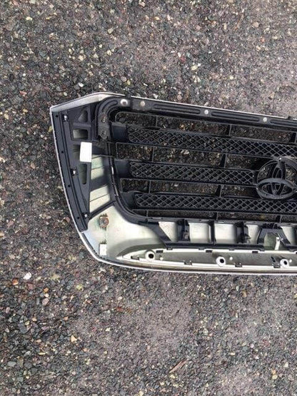 2007-2008 Toyota Tundra Upper Front Chrome Grille - Used OEM