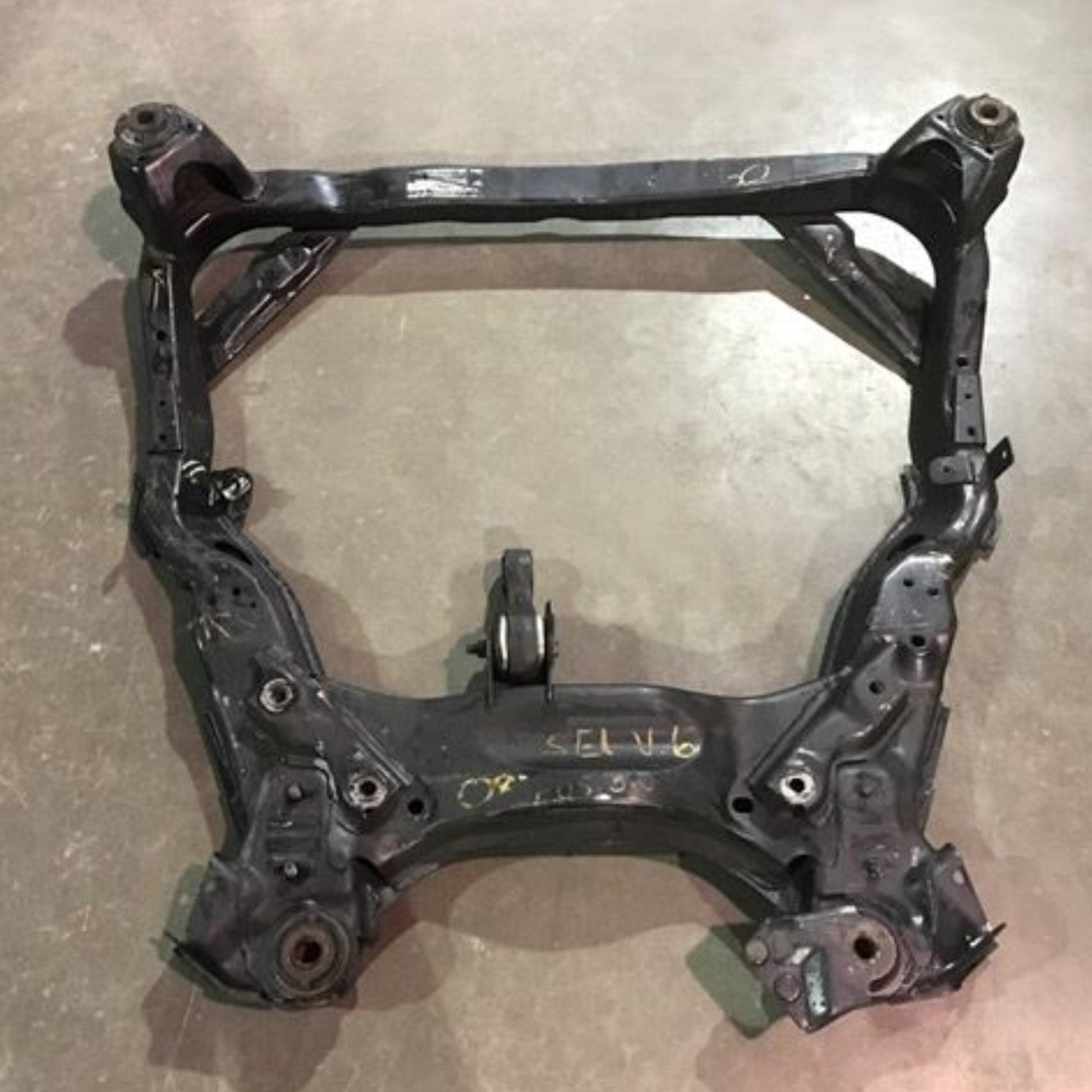 2007-2009 Ford Fusion Front Suspension Crossmember Subframe Engine Cradle 3.0L FWD - Used OEM