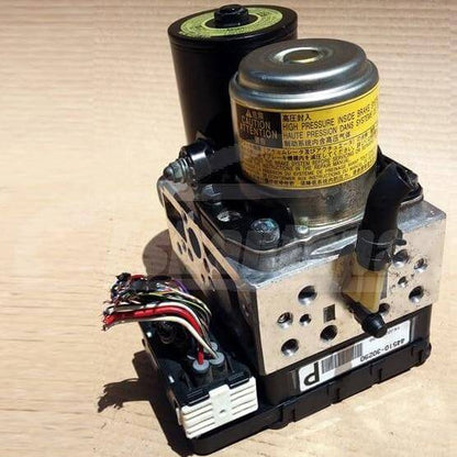 2007-2011 Toyota Camry Hybrid ABS Brake Pump Actuator - Used OEM