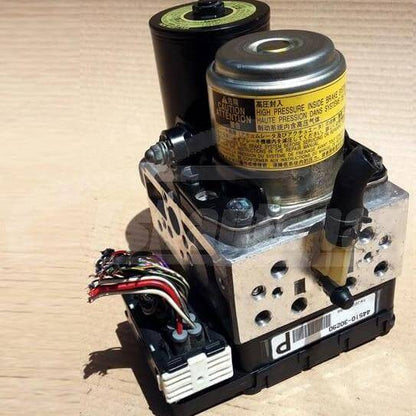 2007-2011 Toyota Camry Hybrid ABS Brake Pump Actuator - Used OEM