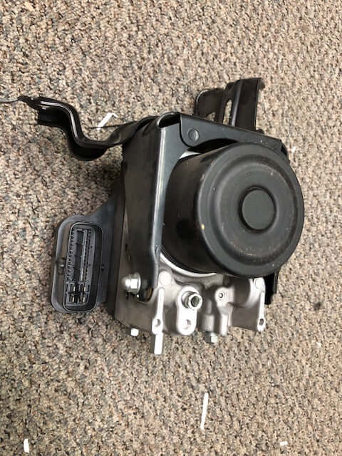 2009 Ford Escape Anti Lock Brake ABS Pump Actuator - Used OEM