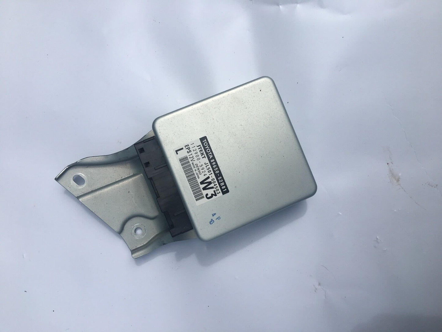 2012-2014 Toyota Prius C Power Steering Computer Relay Module 89650-52B81 - Used OEM