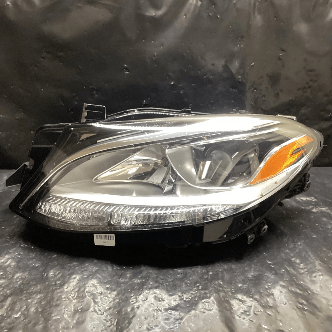 2016-2019 Mercedes-Benz OEM Mercedes-Benz Gle-Class Left Driver Side Halogen Headlamp 166-820-21-59 - Used OEM
