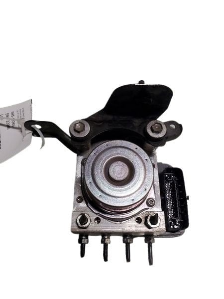 2018-2019 Toyota Corolla Sedan Anti Lock Brake Pump W/O Sport - Used OEM