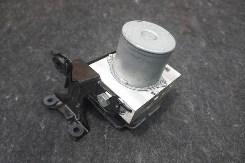 2022-2023 Rivian R1S ABS Brake Pump Module - Used OEM