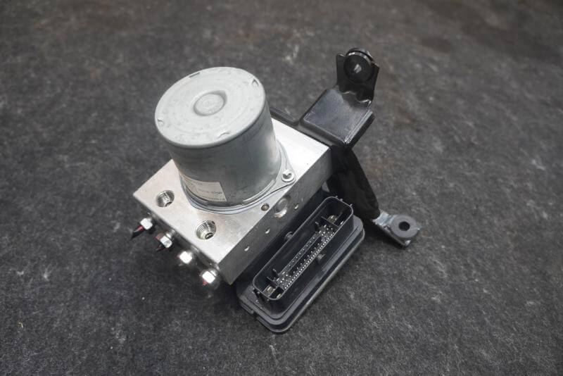 2022-2023 Rivian R1S ABS Brake Pump Module - Used OEM