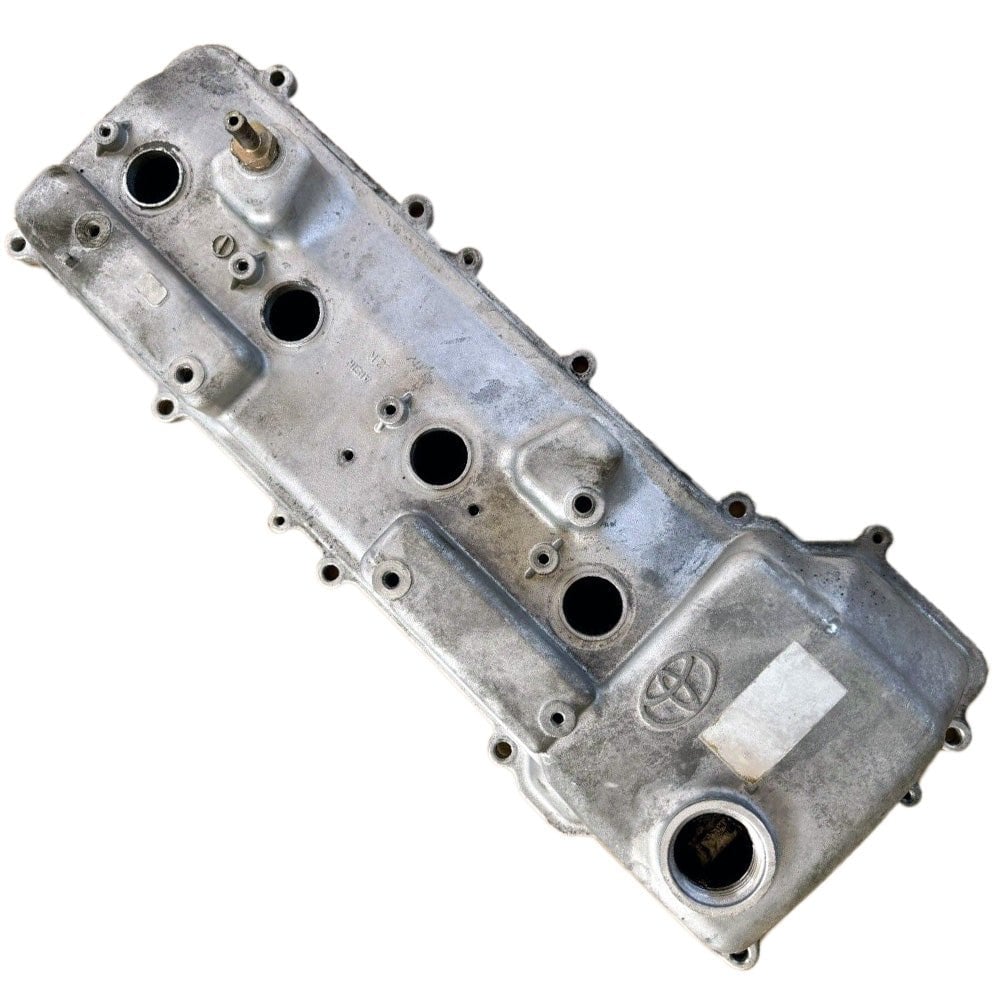 Toyota 95 – 04 Toyota Tacoma 4RUNNER T100 Valve Cover 2.4L / 2.7L 2RZFE 3RZFE - Used OEM